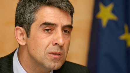 Presidente búlgaro aprueba disolución parlamentaria